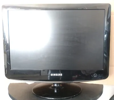 Samsung 19  Widescreen Lcd Tv Monitor With Tv Tuner • £39.99