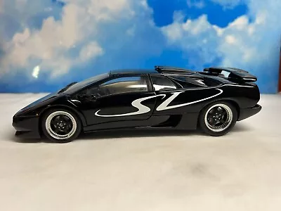 1:18 Autoart Lamborghini Diablo Sv Black • $179