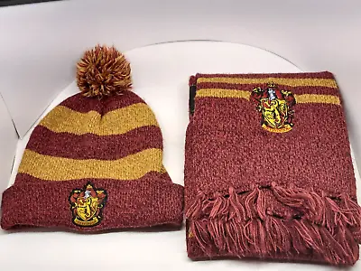 Harry Potter Cold Weather Bundle Hat Beanie & Scarf Gryffindor • $8.49