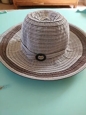 BETMAR Vintage Beach Hat Black/white Wide Brim Floppy Beach Hat • $20