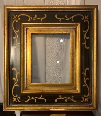 Vintage  Black/Gold Wooden Picture Frame  19 1/2 X 17 1/2  For 10  X 8  X 1.25  • $64.75