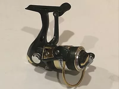 Cabela's Classic Spinning Fishing Reel Excellent Working Condition W/10lb Braid • $25.75