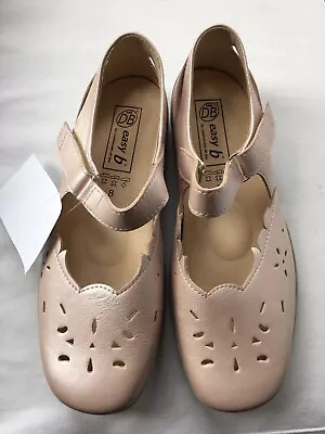 DB Extra Wide Shoes Easy B Pearlised Soft Pink Size 8 Wide Fitting 6E • £5