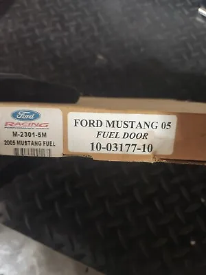 MUSTANG Bullitt ALUMINUM FUEL DOOR 2005 2009 Ford Racing 2006 2007 2008 05 09 08 • $160