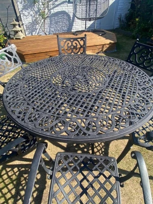 £495 • Buy Cast Aluminium Garden Table And 6 Chairs