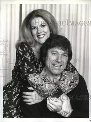 1978 Press Photo Greg Mullavey Meredith MacRae Star In  Wilder And Wilder  • $10