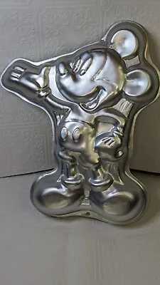 Wilton Mickey Mouse Cake Pan 1995 Disney Full Body Retired Vintage 2105-3601 • $18