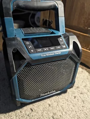 MAKITA DMR203 12v-18v & 240v Bluetooth Speaker • £79.99