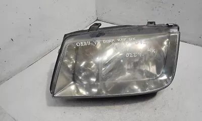 VW BORA Variant 1J6 Headlights Front Left 96359700L2 1.90 Diesel 20821892 • $48.03