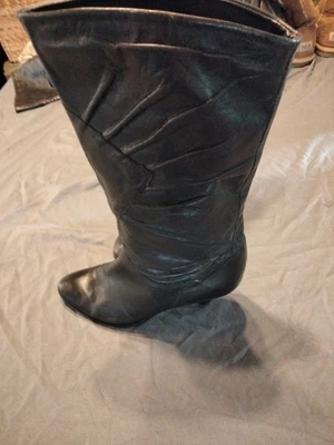 $9.99 • Buy Dingo Black Boots Size 6 Vintage