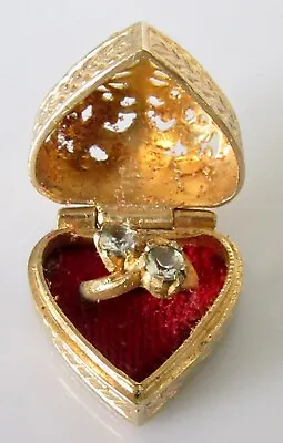 9ct Gold Charm - Vintage 9ct Gold Hinged Heart Shape Ring Box Charm (Opens) • £235