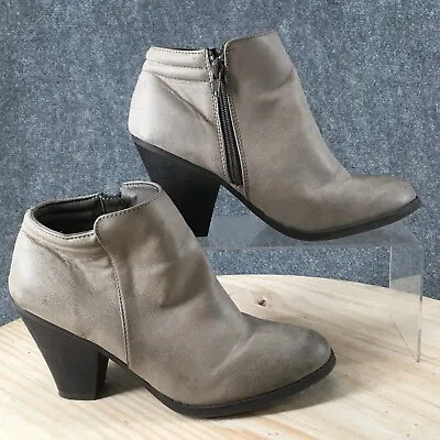 Mia Boots Womens 9 Luce Zip Heels Ankle Booties Gray Leather Casual Comfort • $18.89