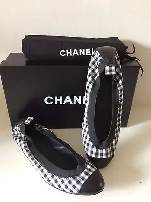 CHANEL Black And White Ballerina Flat Shoes Size 36 • £299
