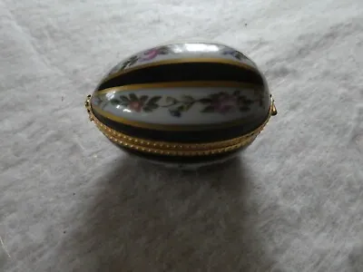 Limoges Enamel Egg Pillbox - Flower Design - Unboxed • £4.99