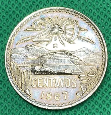 Mexico 20 Centavos 1967 Coin Teotihuacan/ Bird Coat Of Arms • $1.95