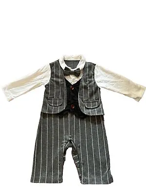 Baby Boy Suit 6-9 Months • £2.48
