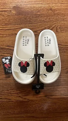 Disney Minnie Mouse Slides Women’s Sandals NWT Sz 9 • $29.99