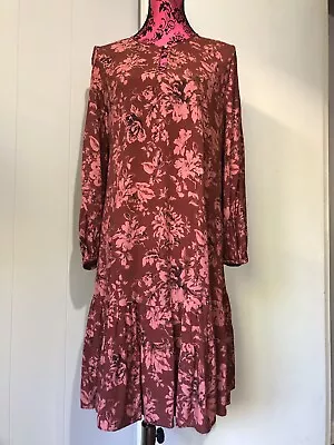 Veronika Maine 14 Dress By Cue A Line Burgundy Pink Floral 3/4 Sleeves Keyhole  • $50