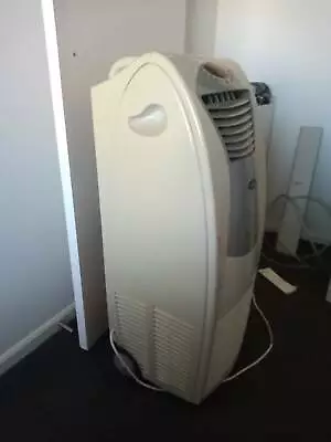 $290 • Buy Portable Air-conditioner/ Heater Unit