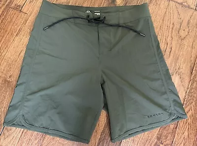 Oakley Performance Fit Men Board Shorts Swim Trunks Army Green Size 32 • $14.70