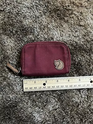 FJALLRAVEN Zip Card Holder Wallet • $10