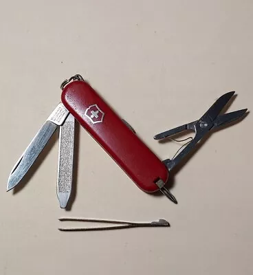 Victorinox Swiss Army Knife 58mm Red Signature Retractable Pen Cracked Scale • $7.95