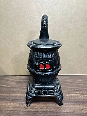VTG Cast Iron Pot Belly Wood Stove Miniature Salesman Sample Toy  Ashtray Home • $19.99