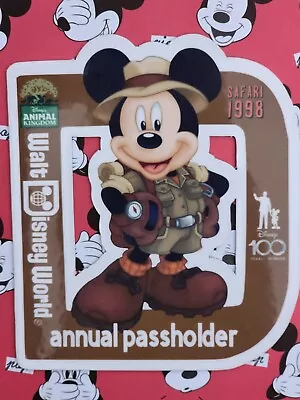 Disney Passholder Magnet Mickey  Safari Animal Kingdom  • $6