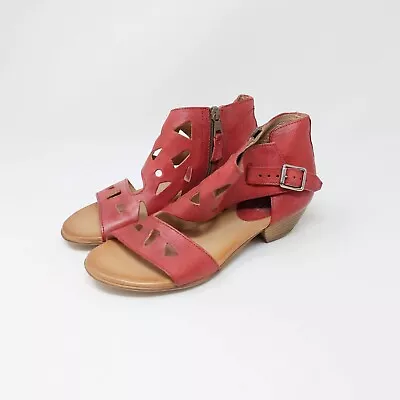 Miz Mooz Current Leather Cutout Low Heels Sandals Scarlet Women's Size 37 6.5-7 • $45