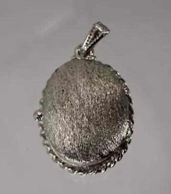 Vintage Sterling Silver 925 Pendant Charm Photo Keepsake Memory Locket 2.86g • $2.25