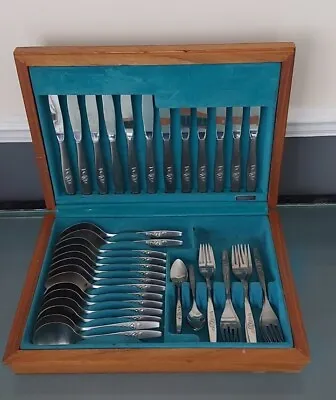 44 Piece Community Stainless Lasting Rose Canteen Of Cutlery Set • £55