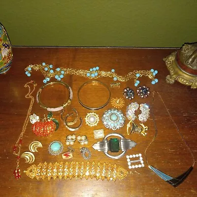 Vintage Mixed Jewelry Lot • $39.99