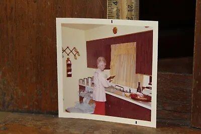 Vintage 1960's Photo Pretty Lady In Kitchen • $4