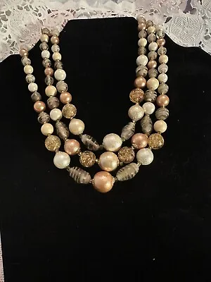 Vintage Japan 3 Strand Swirled Glass Bead/Pink Peach Faux Pearl Necklace 16”-19” • $30