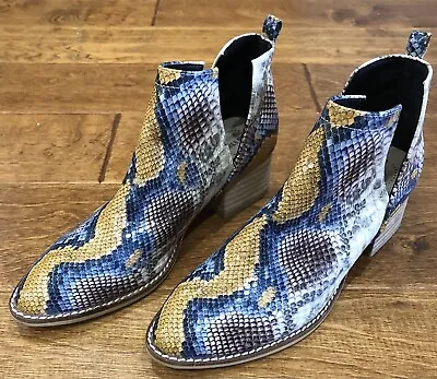 A Rider Girl Snakeprint Vegan Leather Ankle Boots Stacked Heel SZ 6 Multicolored • $17.99