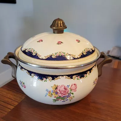 Vintage Asta Rose Enameled Cookware Pot. • $45