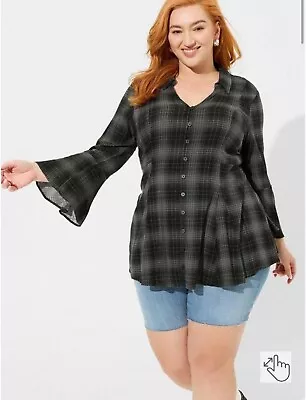 Torrid Blouse Women's 2X Black Fit And Flare Rayon Slub Button Front Top $65 NEW • $23.77