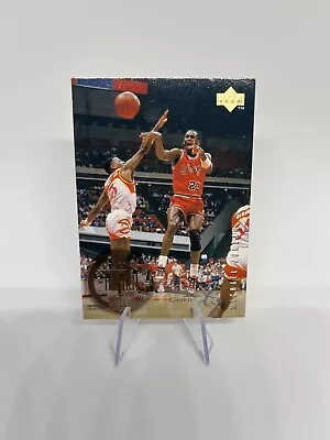 1995-96 Upper Deck Michael Jordan 137 Rookie Years Electric Court Bulls Card • $12.99