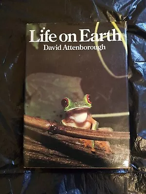 Life On Earth HB By Sir David Attenborough (Hardcover 1979) • £15