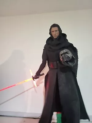 Star Wars Kylo Ren Hot Toys 1/6 Scale MMS320 • $220