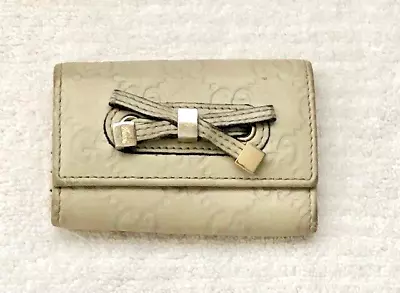 Authentic Gucci Ribbon Key Case Wallet In Leather • $55