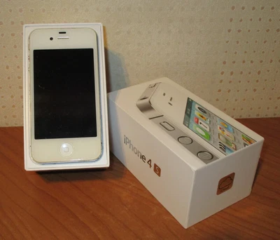 £10 • Buy Apple I Phone 4s, Used, Boxed With Leads.