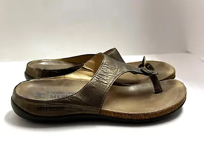 Mephisto  Leather Metallic Thong Sandals Womens Size 6.5 EU 37 • $25