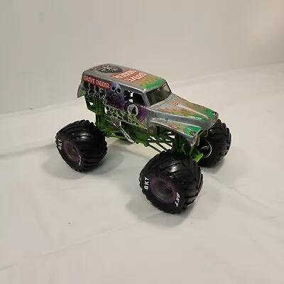 Monster Jam Grave Digger 1:24 Diecast Top Monster Truck Silver Body Edition • $14.99