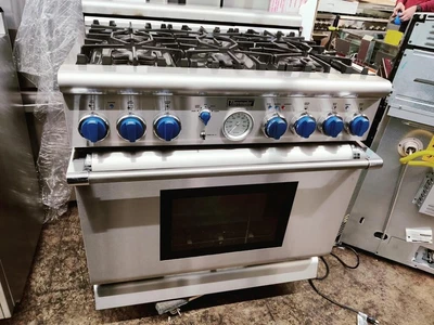 $2199 • Buy Thermador Pro Grand PG366BS 36 Inch Pro-Style All-Gas Range With 6 Star Burners 