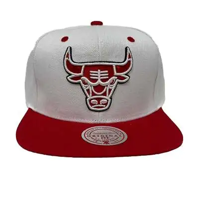Men's Mitchell & Ness White/Red NBA Chicago Bulls Reload Snapback Hat - OSFA • $24.95