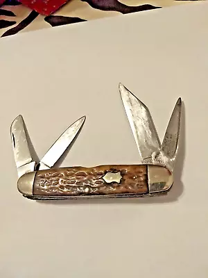 Vintage WARDS USA 411 Bone Pocket Knife 4 Blades • $12.50