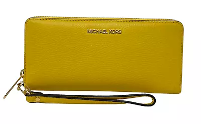 Michael Kors Jet Set Travel Large Travel Continental Wristlet Wallet Clutch  • $64.94