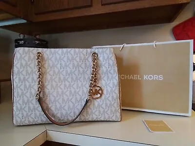 MICHAEL KORS PURSE HAND BAG NEW Susannah Vanilla/Acrn Lg Tote (1188-B1) • $67