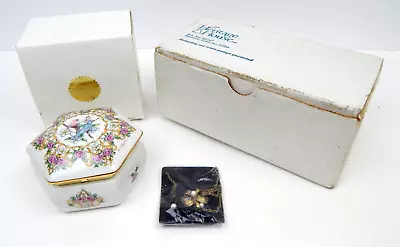 6E Heritage House Love Me Tender Music Box Japan W/ Necklace Mail Order Works! • $24.99